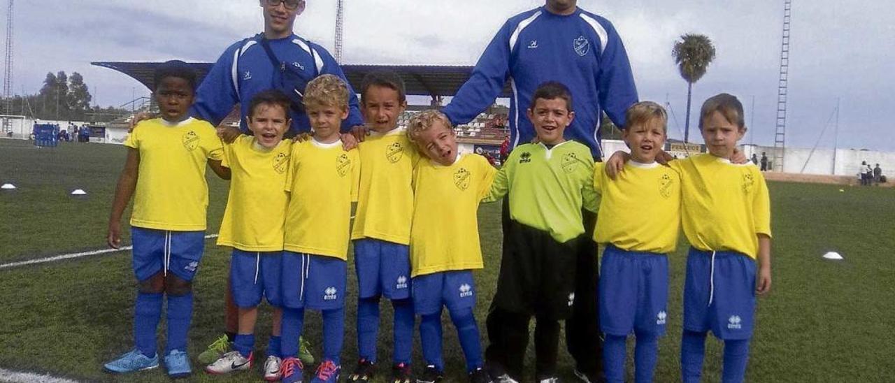 Escuela de fútbol del Cala d´Or que este miércoles juega una diada.