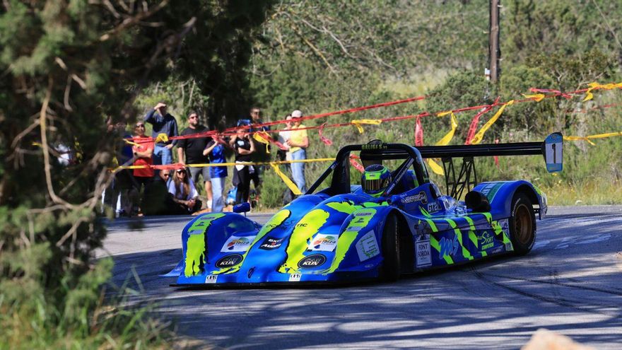 Pedro Mayol vuela en la Pujada a Aigües Blanques en Ibiza