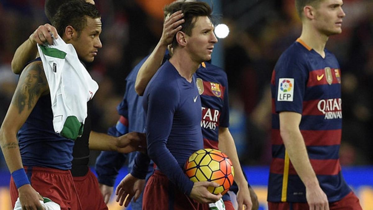 Messi, 'hat trick' y otro balón para su colección