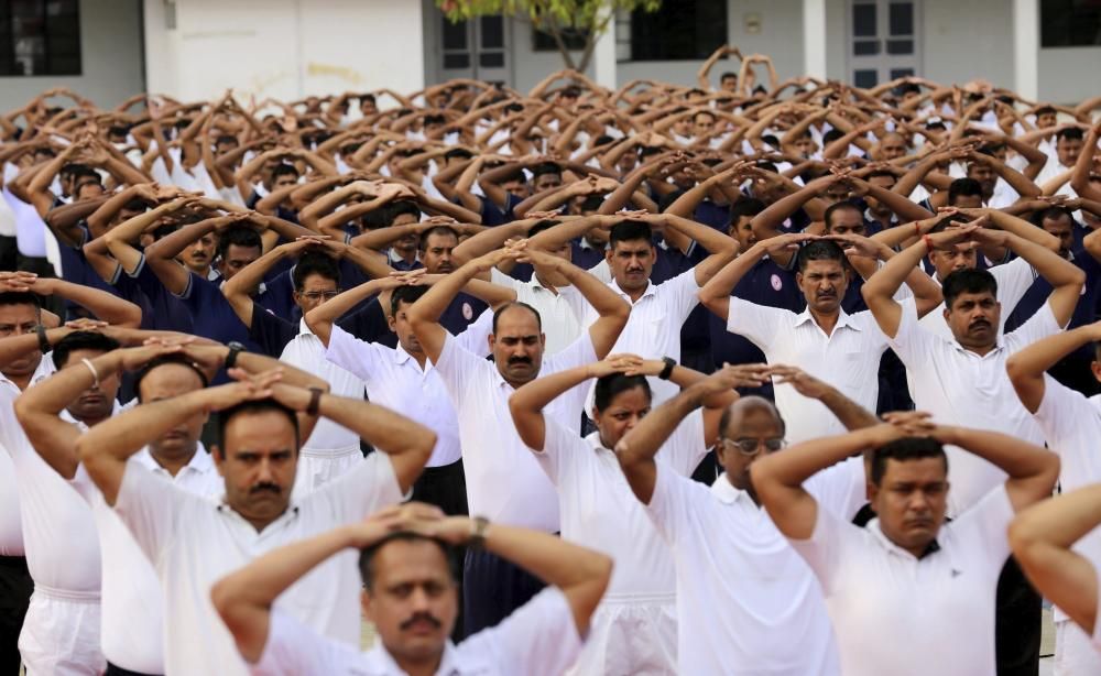 La India celebra el Día Internacional del Yoga