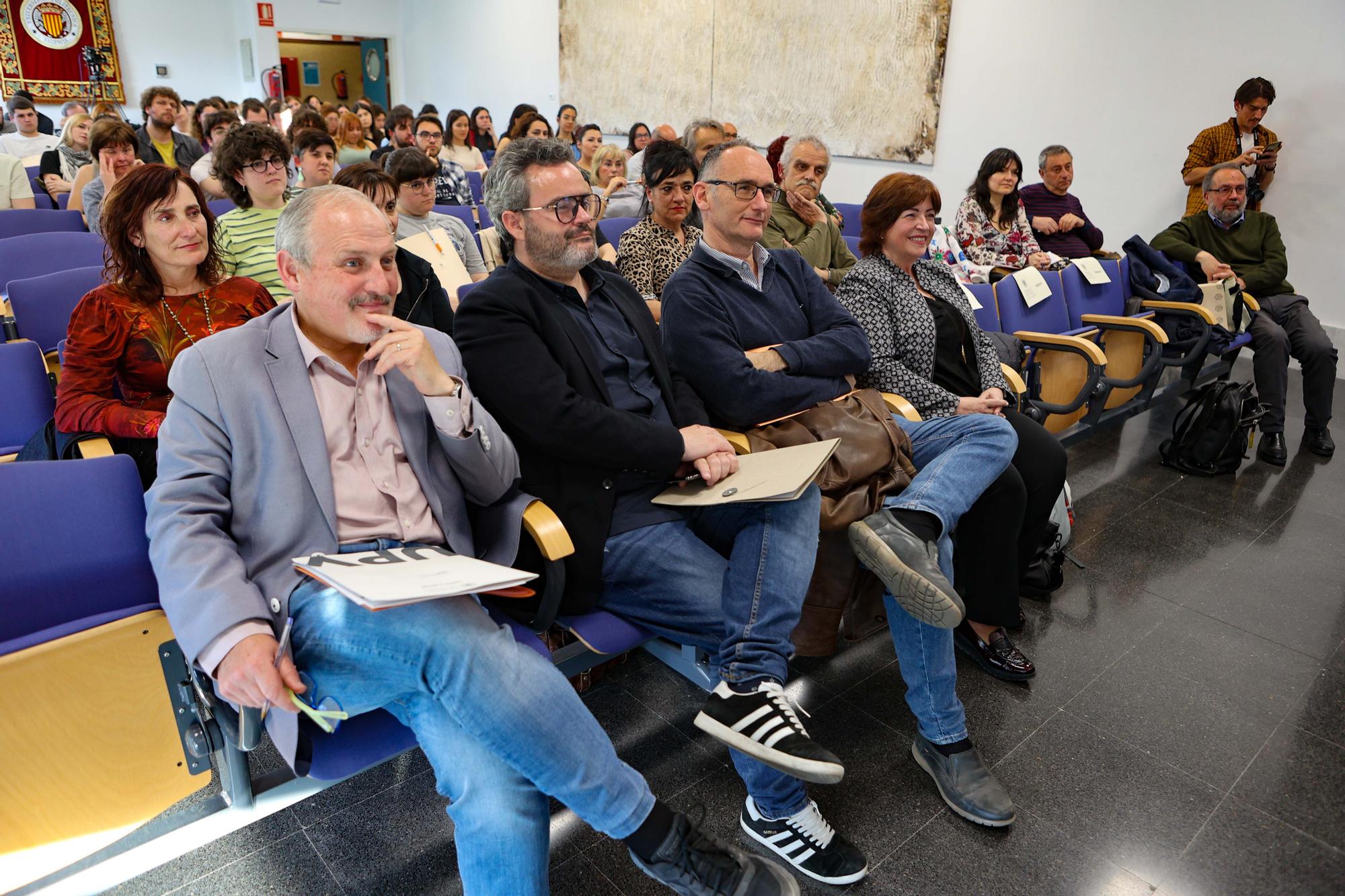 La Jornada de Sociolingüística de Alcoy explora los éxitos y fracasos de la Llei d'Ús i Ensenyament del Valencià