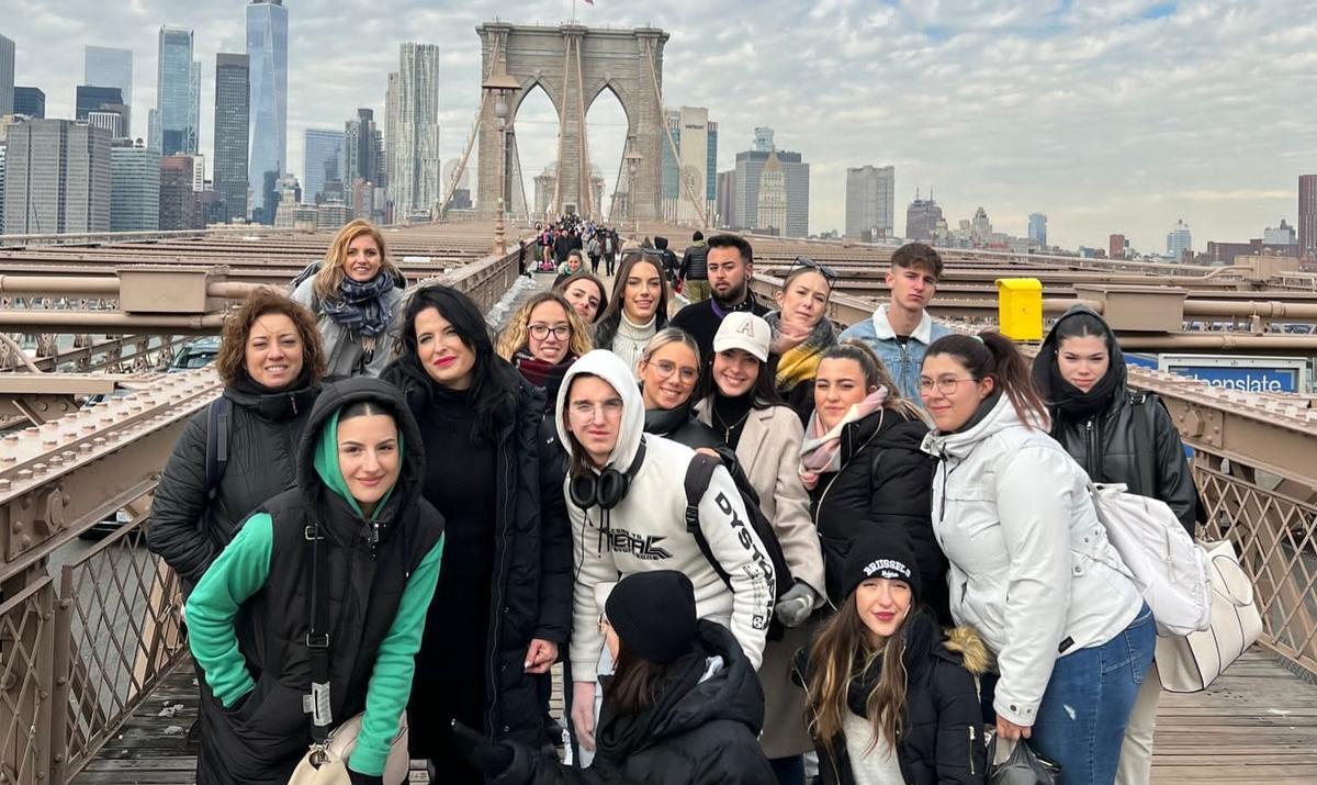 Otro de los retos llevó a Patricia Santos y a sus alumnas del IES Profesor Isidoro Sánchez de Málaga a Nueva York.