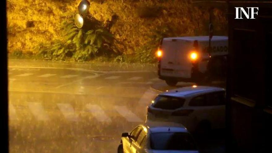 Tormenta y fuertes ráfagas de aire en Alcoy