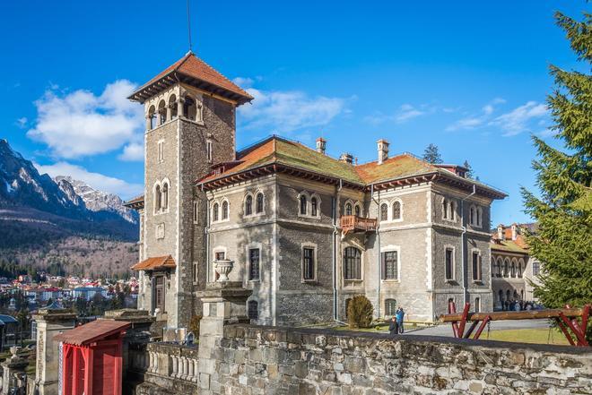 Castillo de Cantacuzino, Miércoles, serie netflix