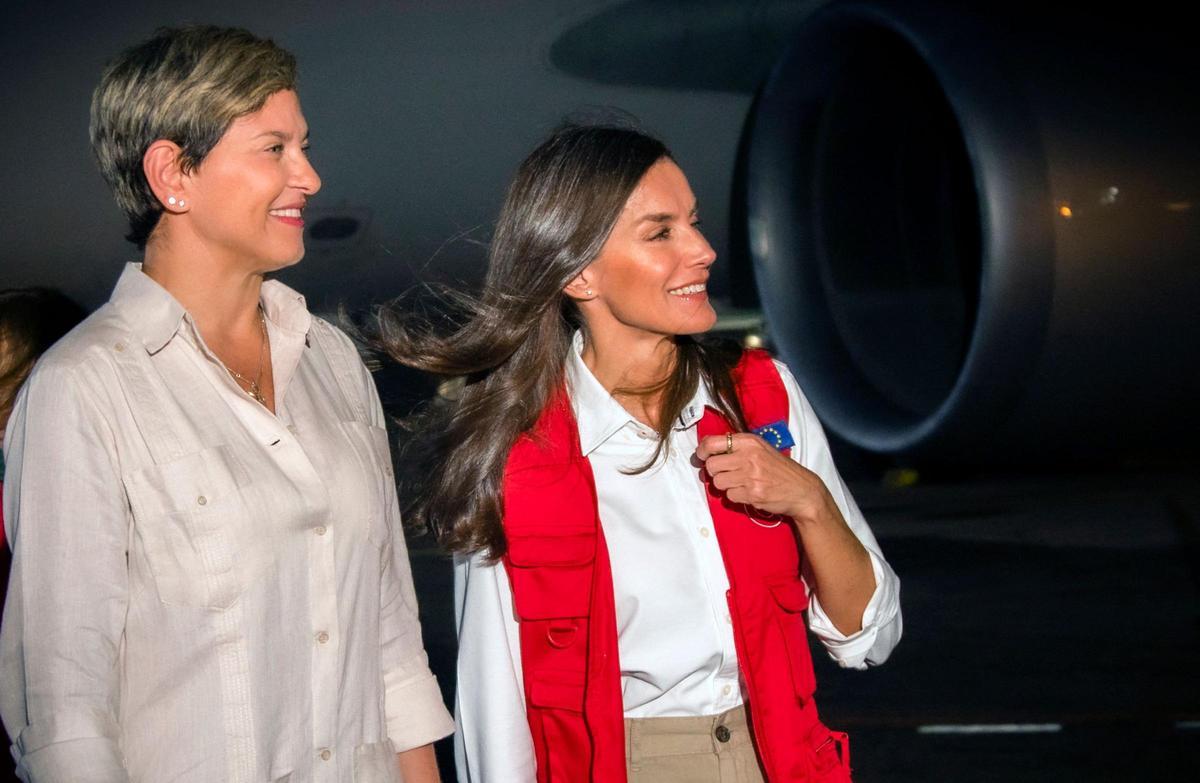 Letizia inicia su viaje de cooperación en Colombia