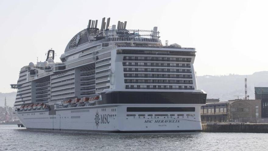 El &quot;MSC Meraviglia&quot;, hoy, en el Puerto.