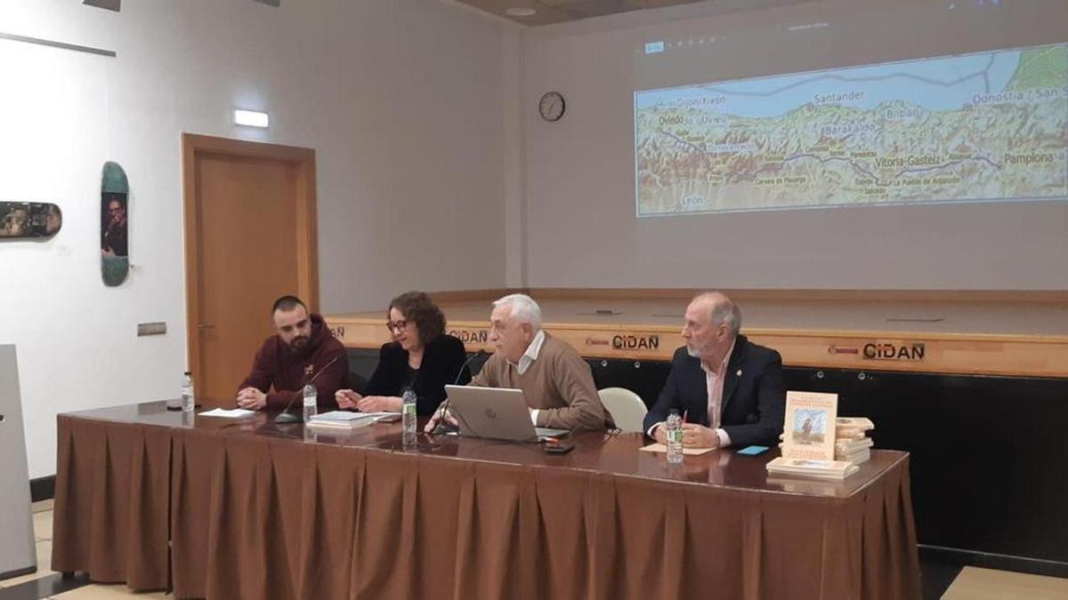 Acto de presentación de la asociación.