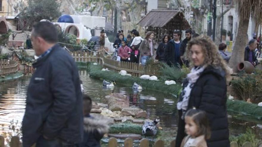 Miles de pequeños esperan hoy la llegada de Melchor, Gaspar y Baltasar a sus localidades