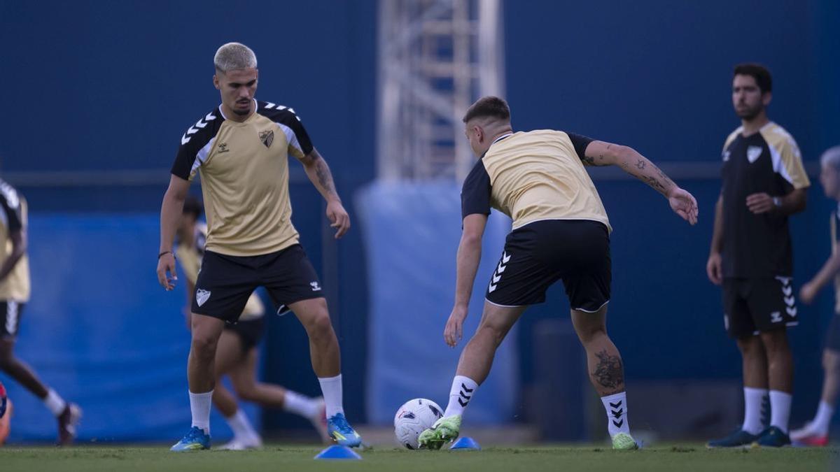El Málaga CF en su última sesión de entrenamiento de la primera semana de la pretemporada 2026/2027.