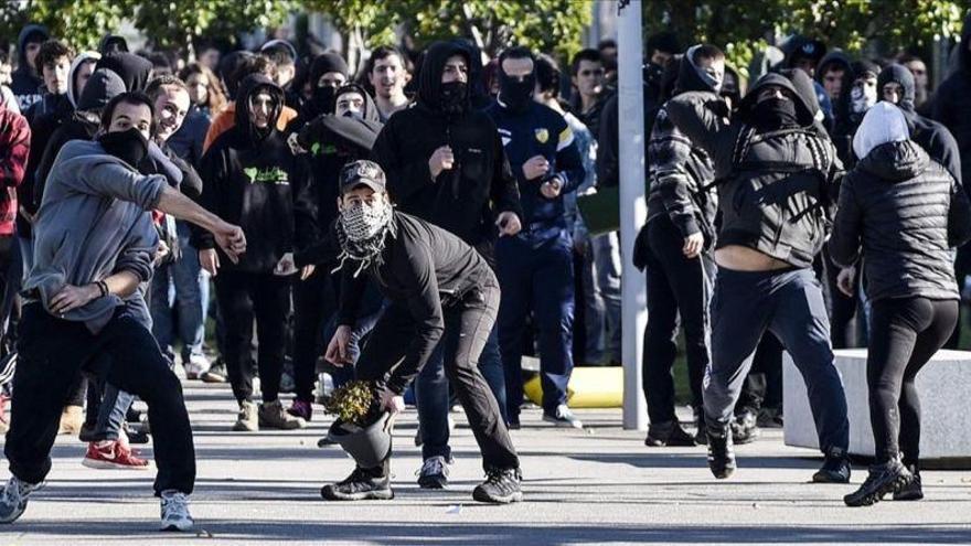 Graves altercados en una protesta contra el sistema electoral de la Universidad del País Vasco