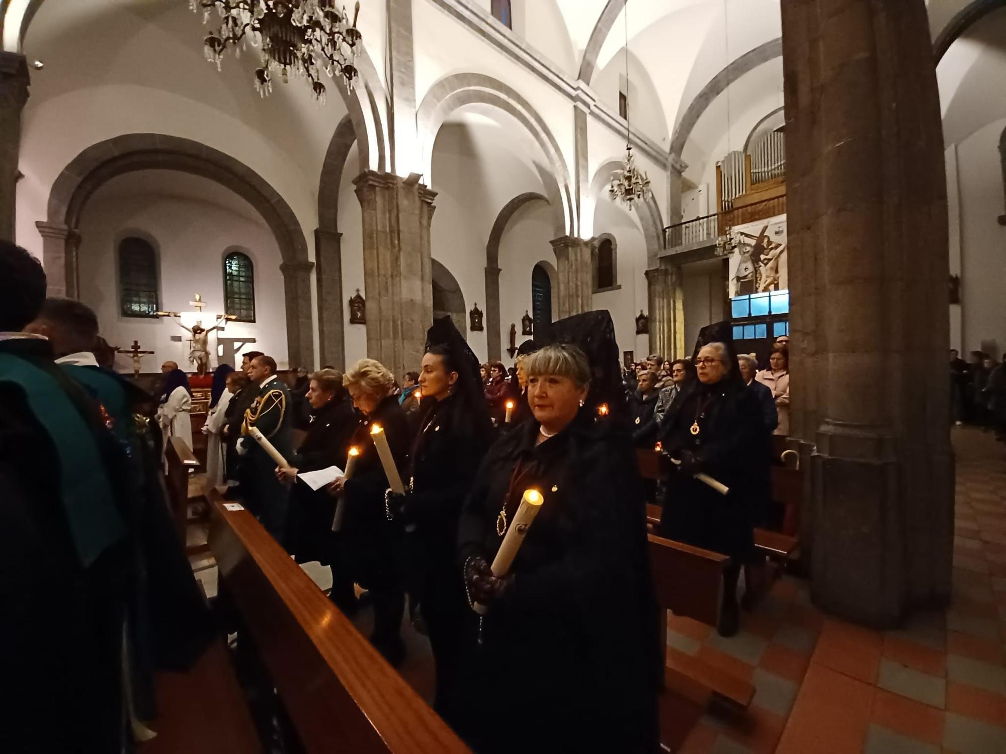 Semana Santa en Grado: el vía crucis, a cubierto
