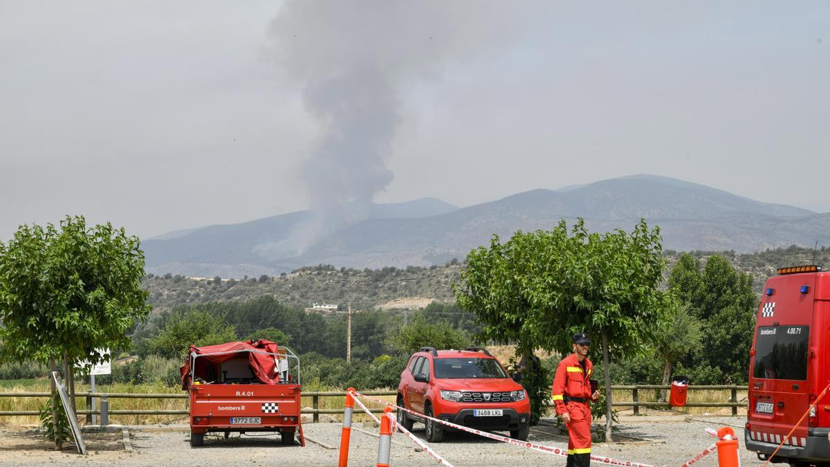 Varios fuegos simultáneos ponen en alerta a Cataluña.