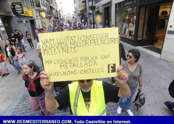 CASTELLÓN SALE A LA CALLE EN PRO DE LA EDUCACIÓN