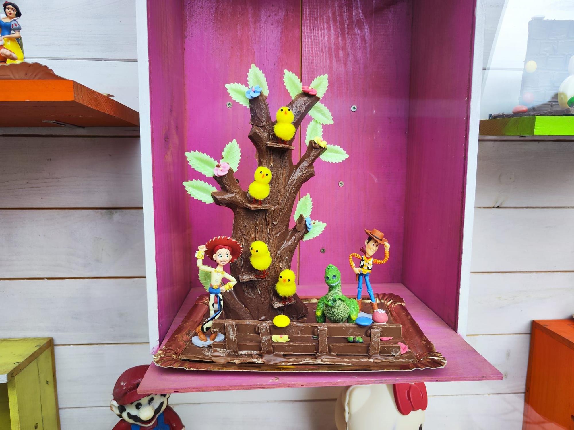 Los escaparates de Grado en Pascua, en imágenes
