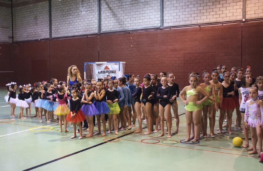 Exhibición de la Escuela de gimnasia rítmica