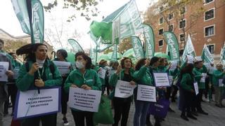 Protesta ante Sanidad por la dificultad de la oposición de Enfermería