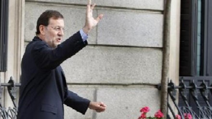Rajoy pide un esfuerzo a los partidos y a la sociedad para castigar la corrupción