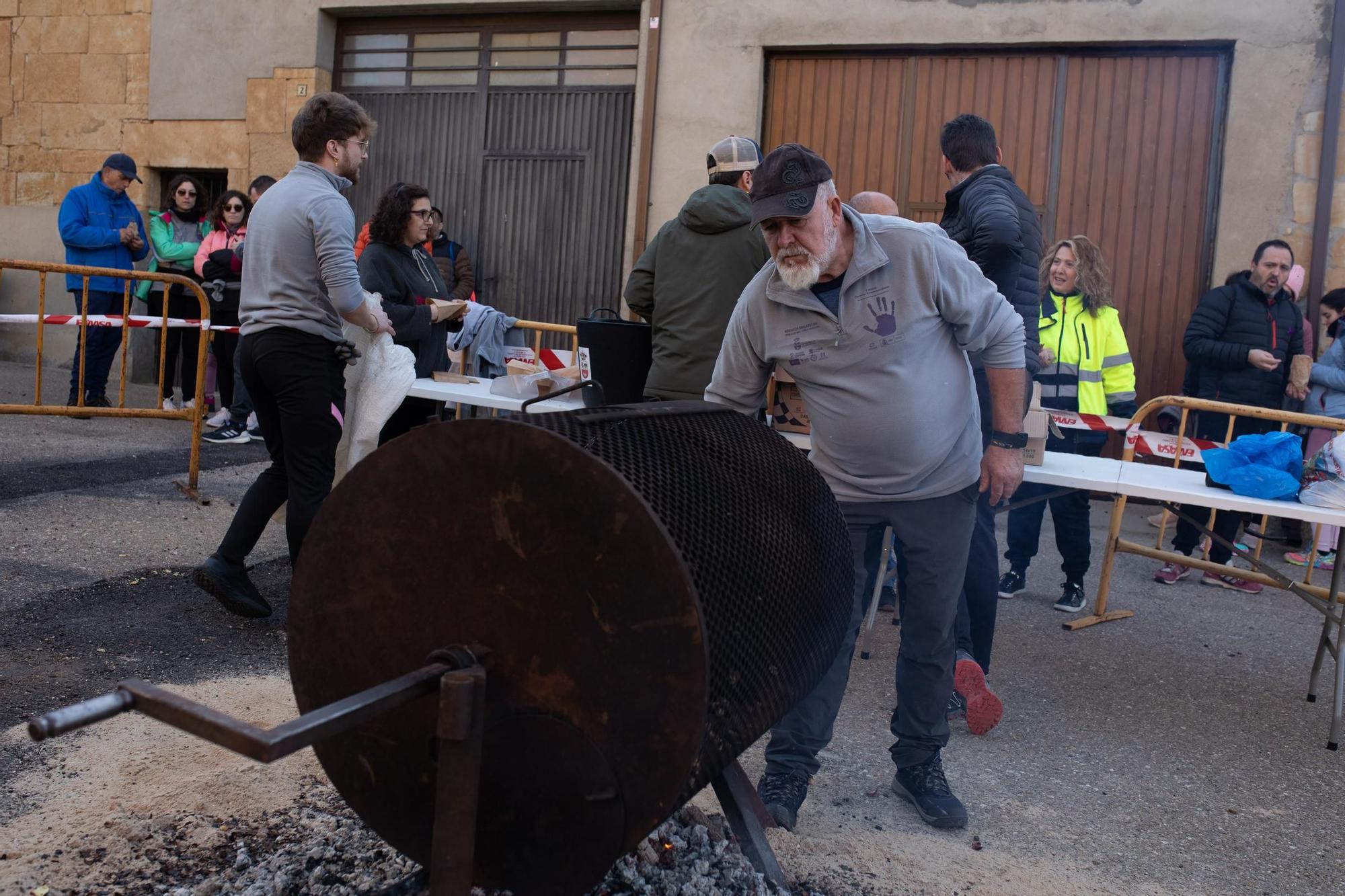 GALERÍA| Marcha contra la violencia de género en Morales y Pontejos