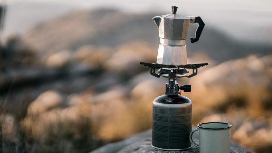 El truco definitivo para que la cafetera italiana luzca como nueva