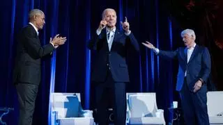 Obama y Clinton apoyan a Biden en un acto en Nueva York