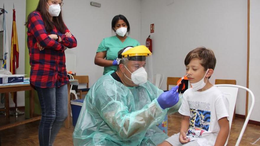 Uno de los niños del campamento, durante la prueba.  | // BERNABÉ/ANA AGRA