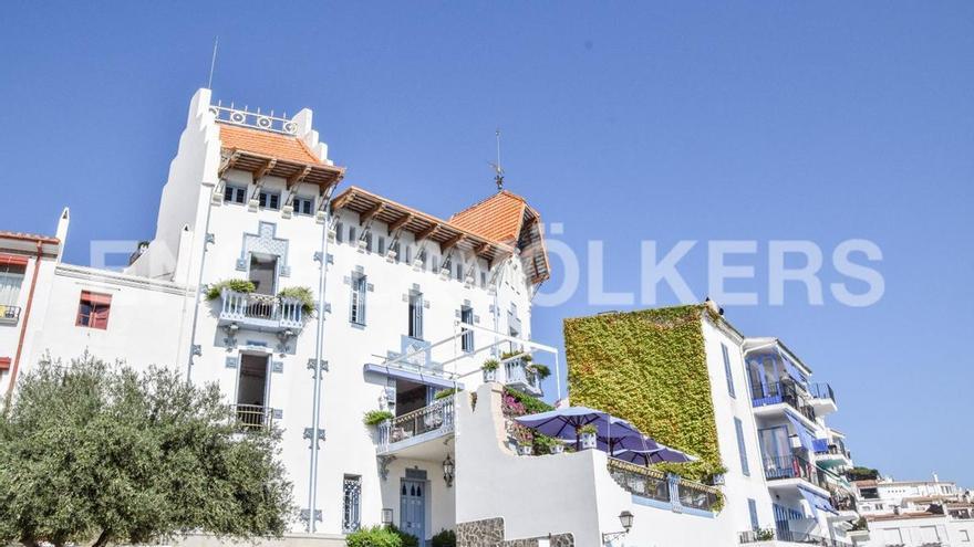 La &quot;Casa blaua&quot; de Cadaqués, l&#039;habitatge més car de la província de Girona