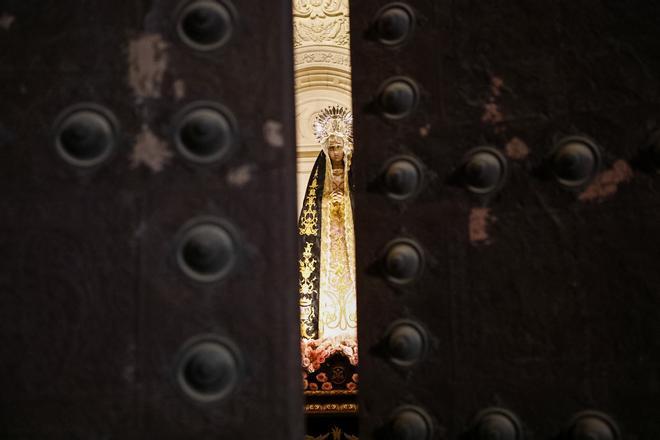 Las imágenes más destacadas de la procesión de la Cava