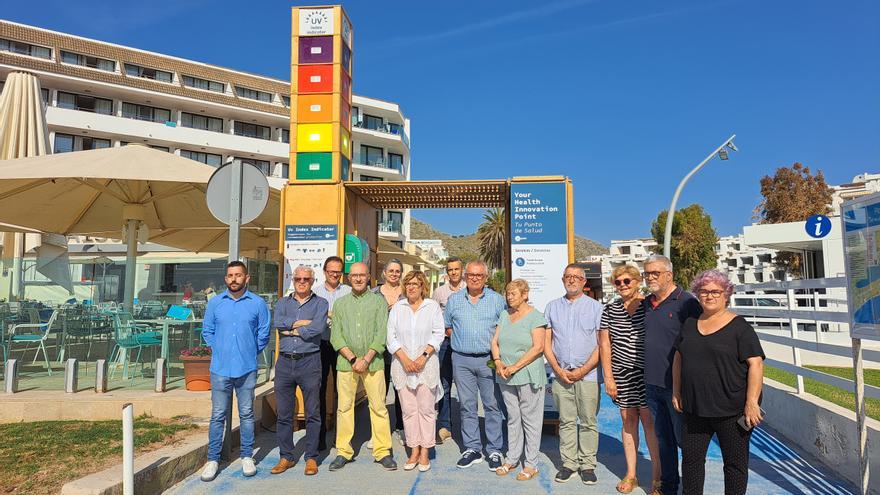 Instalan un punto de prevención de salud en la playa de Alcúdia