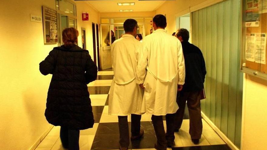 Los Sindicatos Médicos Aragón denuncian falta de personal para cubrir vacaciones