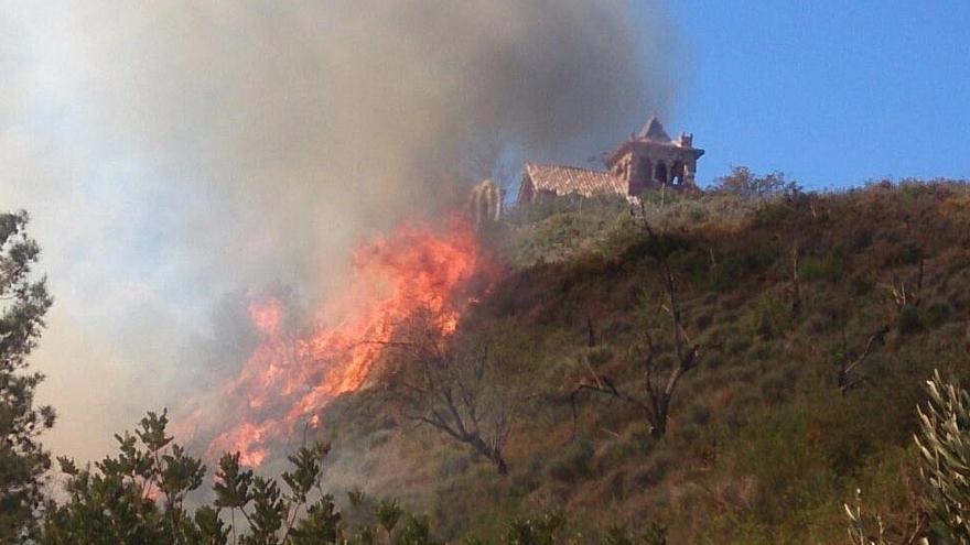 Controlado el incendio en la Serra de la Calderona