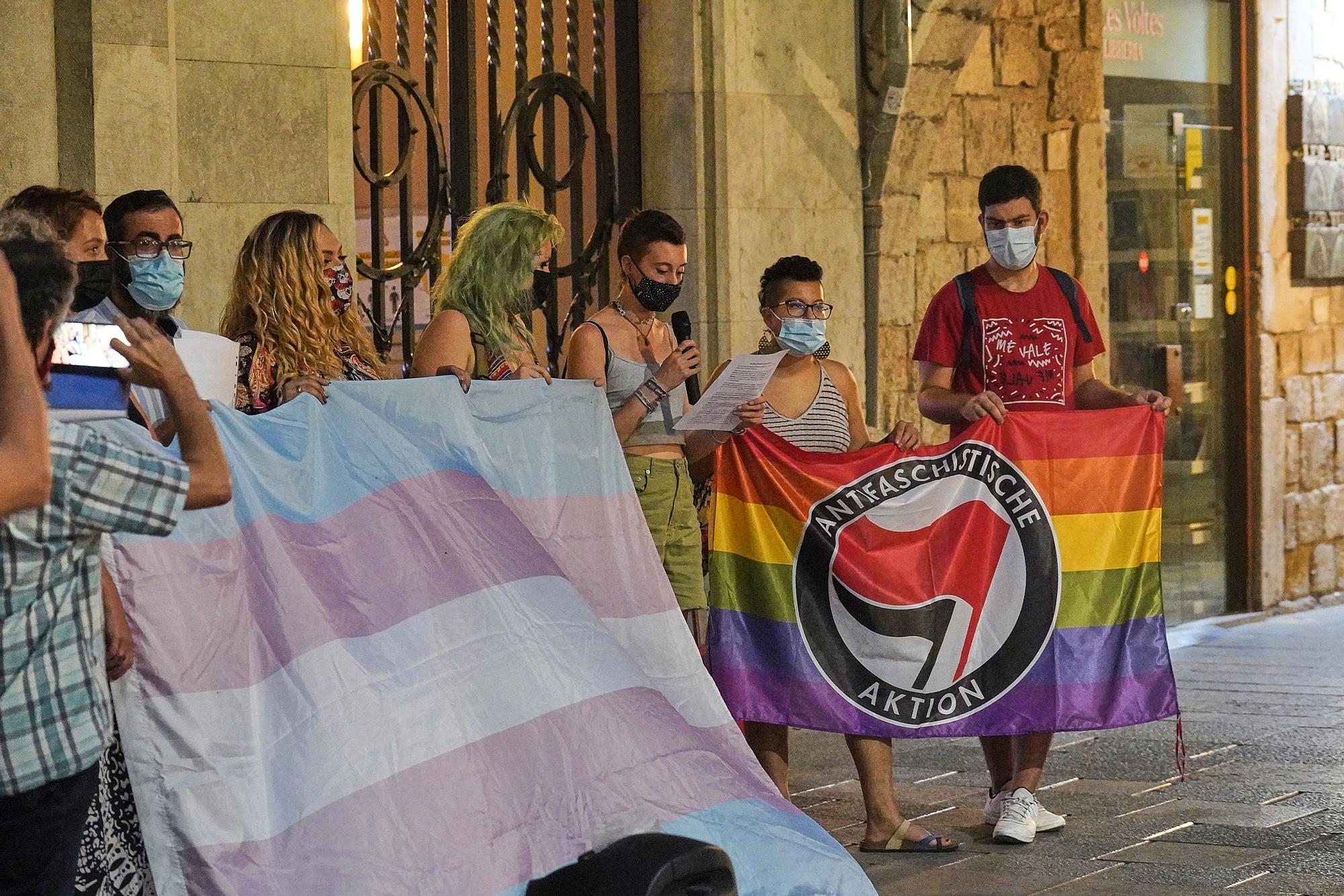 Concentració a Girona contra les agressions al col·lectiu LGTBI