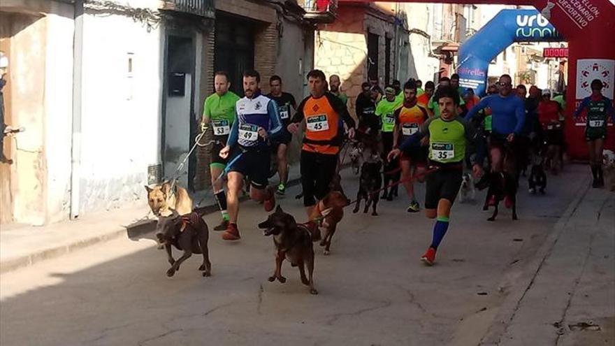 Forner y Marín vencen en el Canicroós de Vilanova