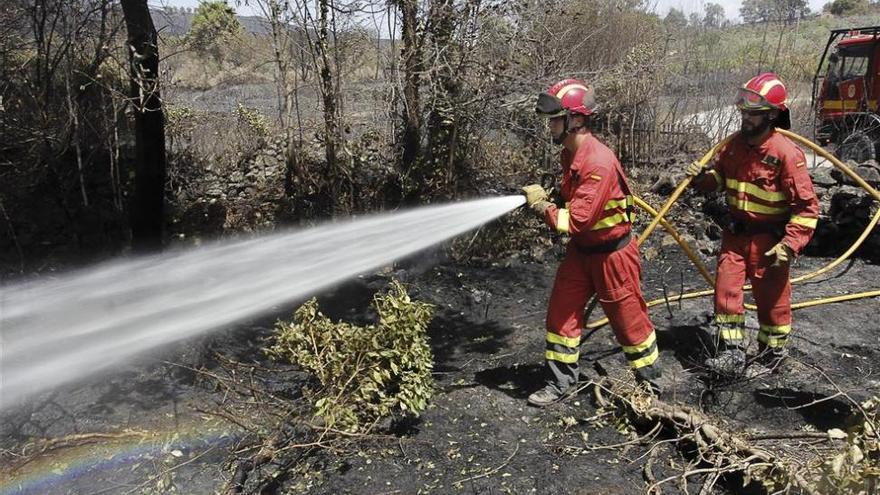 Reclama 96.000 euros por la pérdida de su casa en el incendio de Gata en 2015