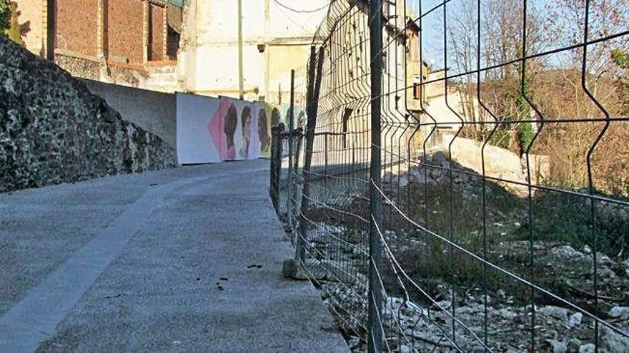 El carrer Sant Miquel és on l&#039;Ajuntament va fer l&#039;expropiació de les 3 finques, ahir a la tarda.