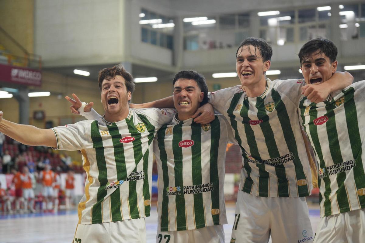 El Córdoba Futsal - Quesos El Hidalgo Manzanares, en imágenes