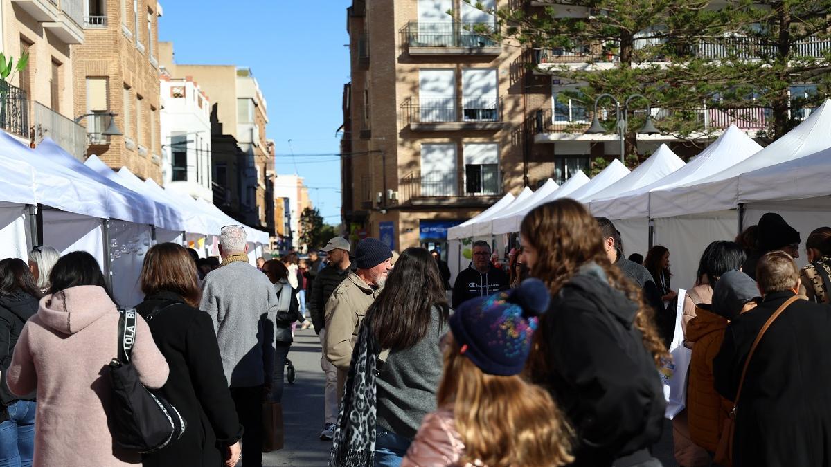 Catarroja aprueba nuevas ayudas para afectados por la dana.