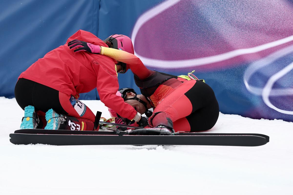 Ana Alonso y Oriol Cardona celebran su bronce.