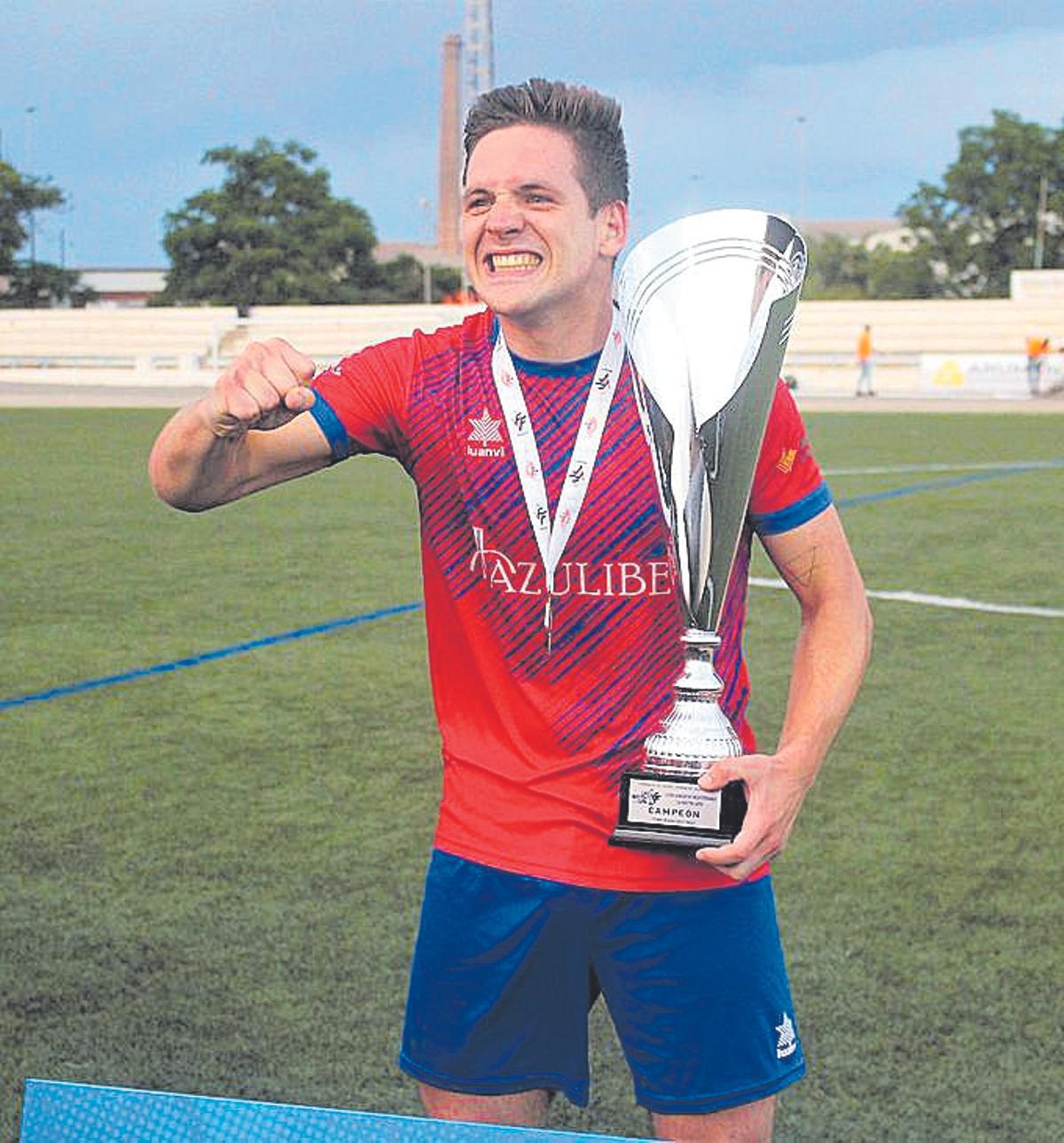 Clemente junto a Aarón, es el artillero del equipo.