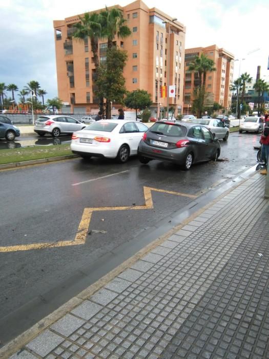 Los efectos de las fuertes lluvias en el barrio de Huelin