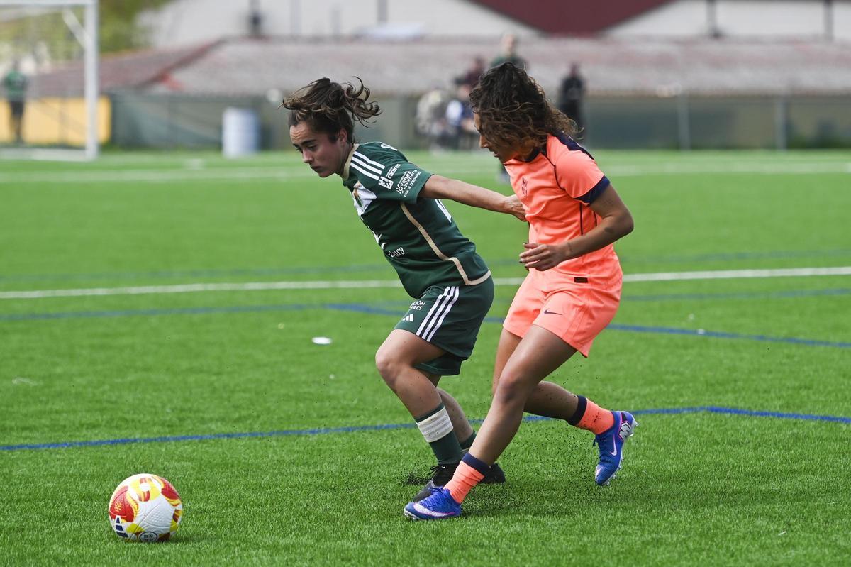 Las imágenes del Cacereño Femenino - Barça B