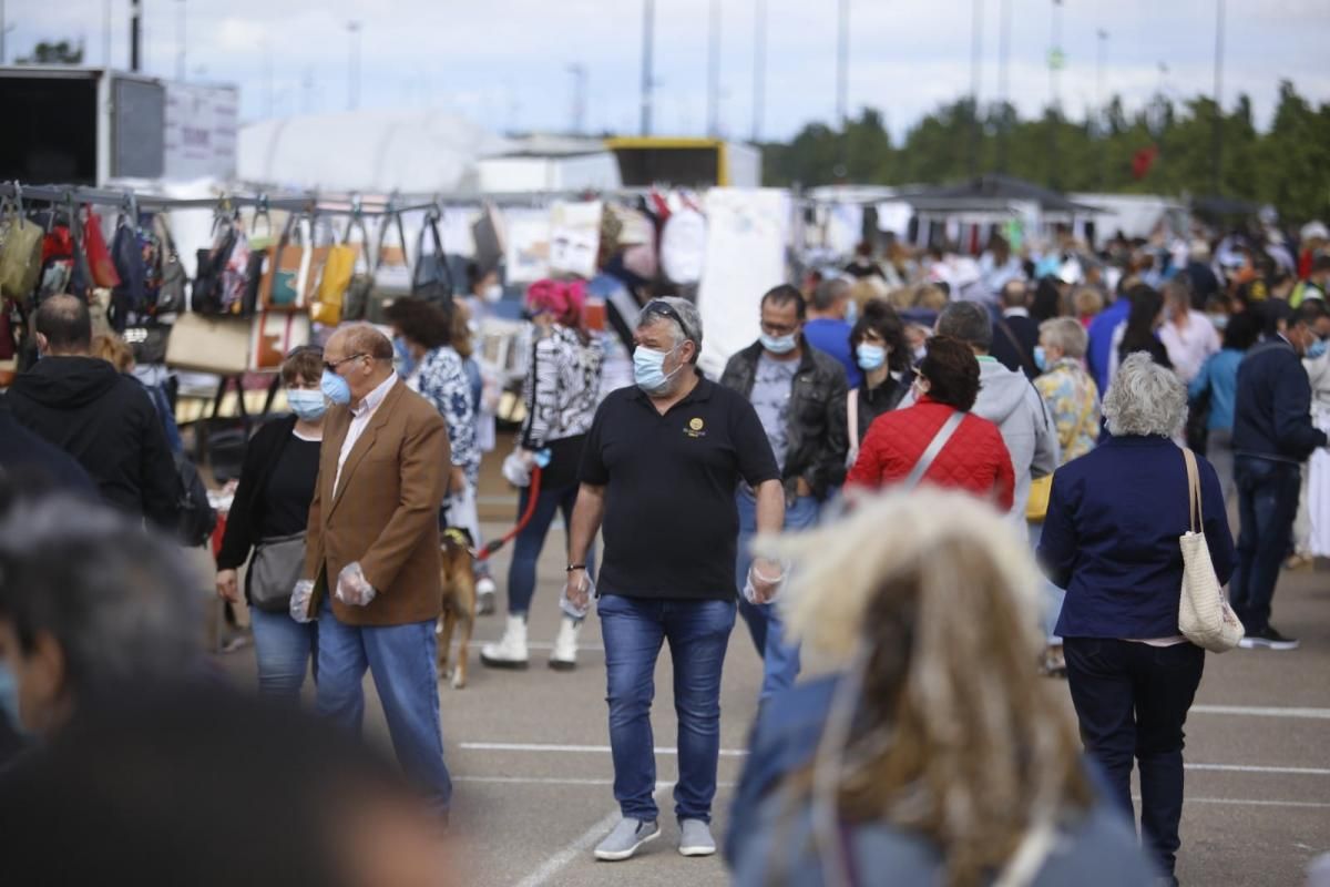 Apertura del mercado ambulante de la Expo