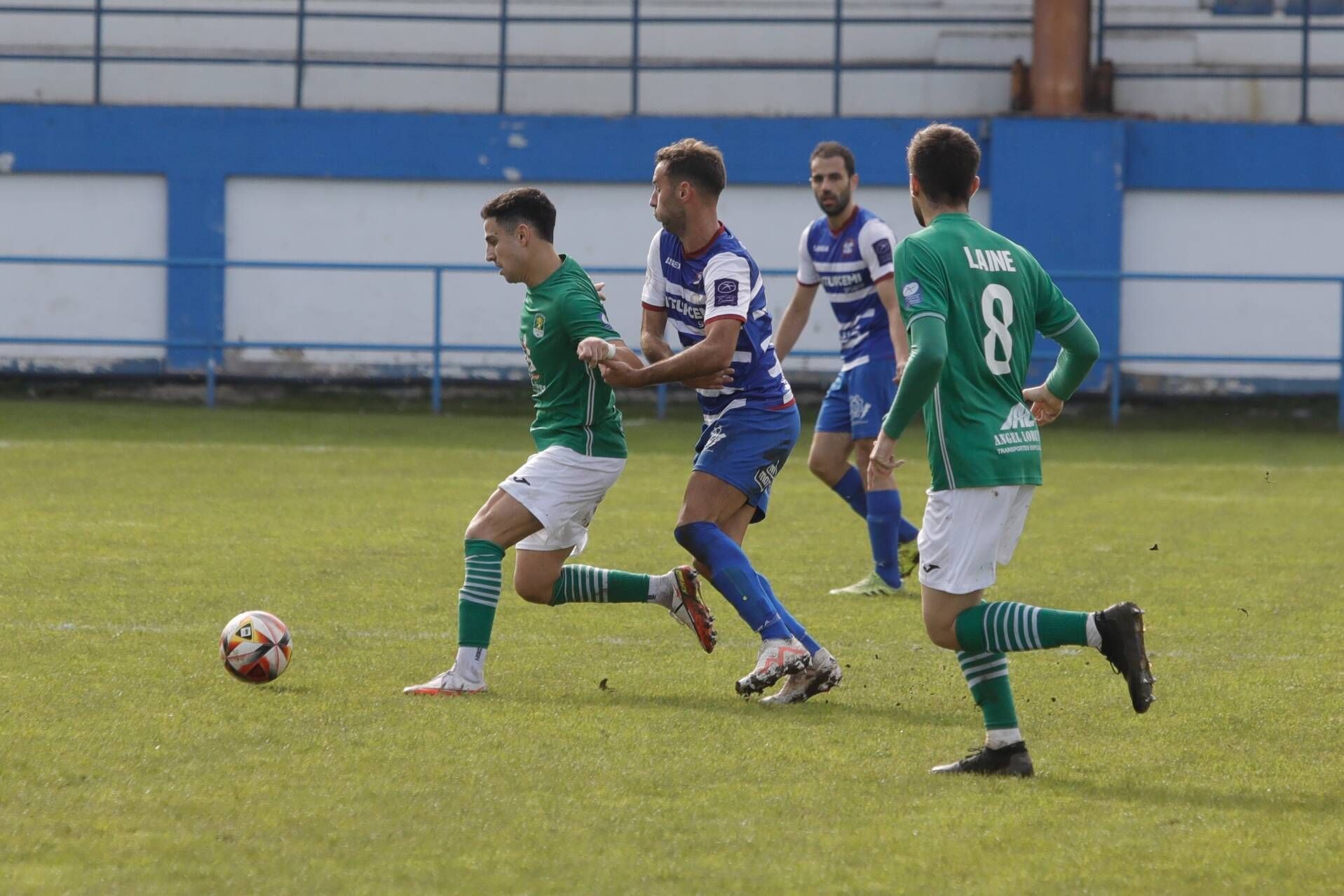 La vigésimo primera jornada del grupo asturiano de Tercera Federación, en imágenes