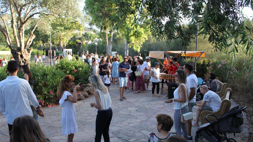 La música y el fuego centran una ‘Nit de Sant Joan’ en que habrá lugar para un ‘carro taxi’ y una batalla de agua