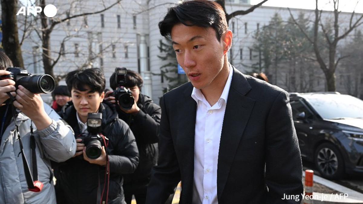 Hwang Ui-jo, a su entrada en los tribunales.