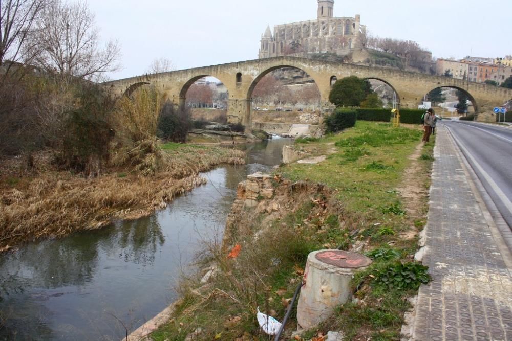 Arranjar l'esllevissada que talla en sec el Camí de Sant Jaume