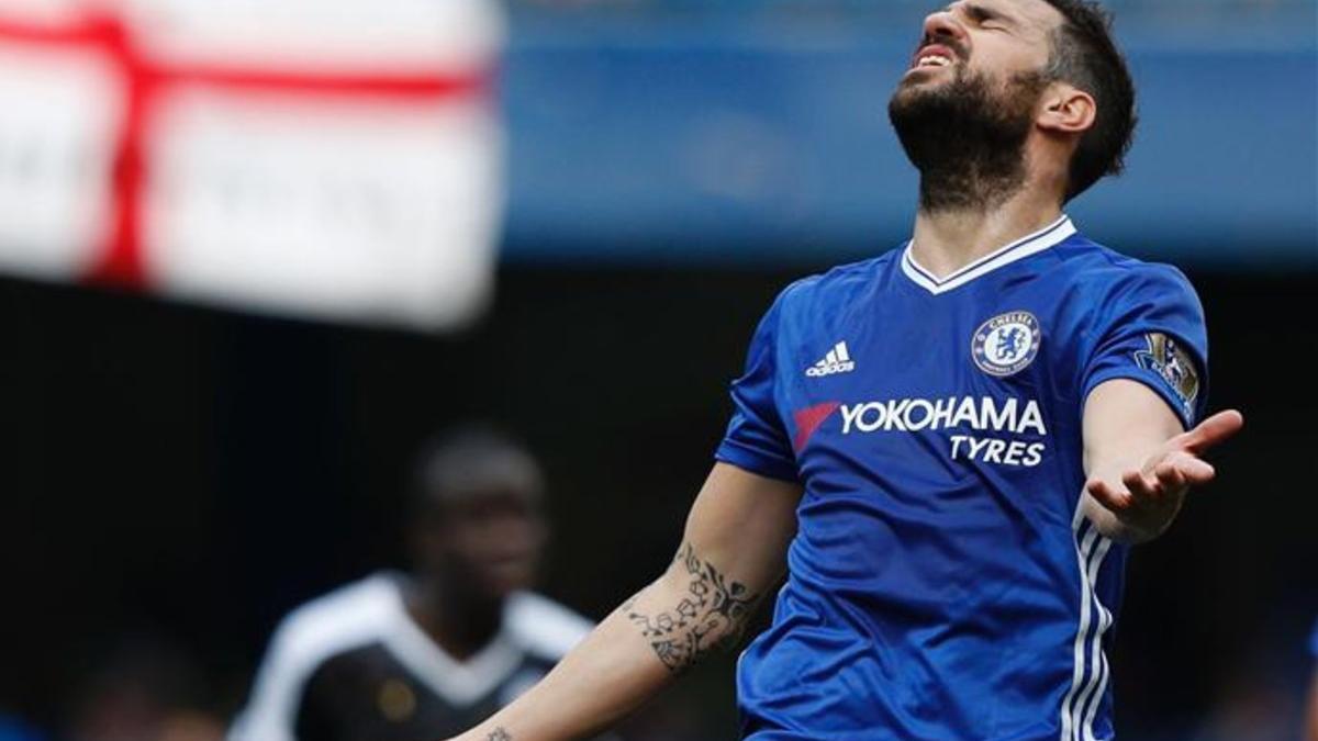 Cesc no cuenta para Conte y podría cambiar el Chelsea por el Inter