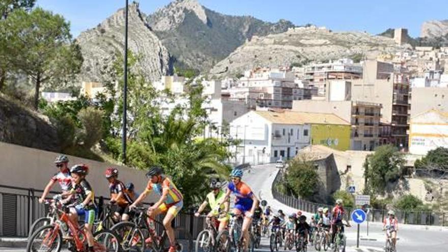 Xixona celebra el Día de la Bicicleta