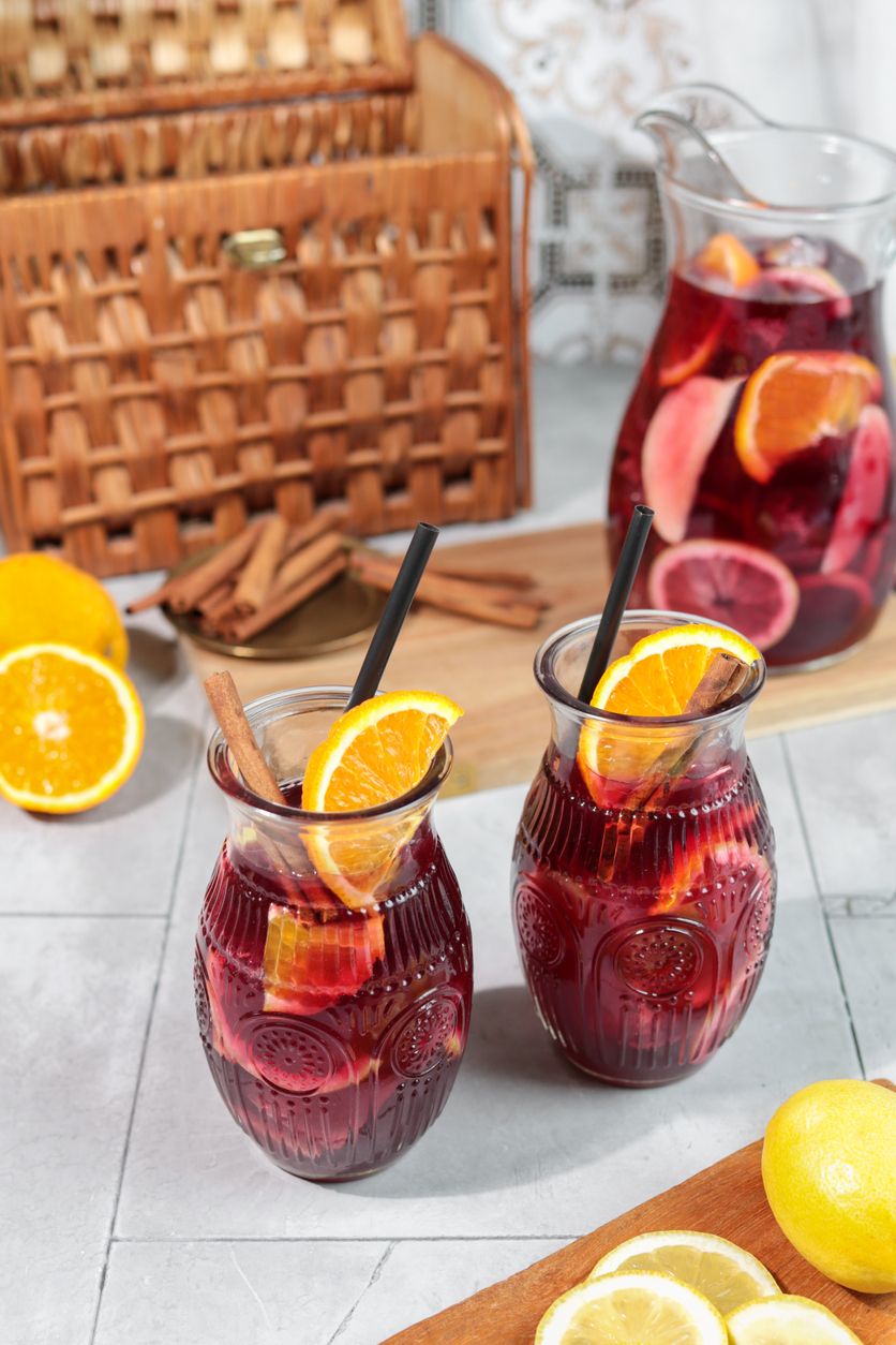 La sangría es imprescindible para el verano.