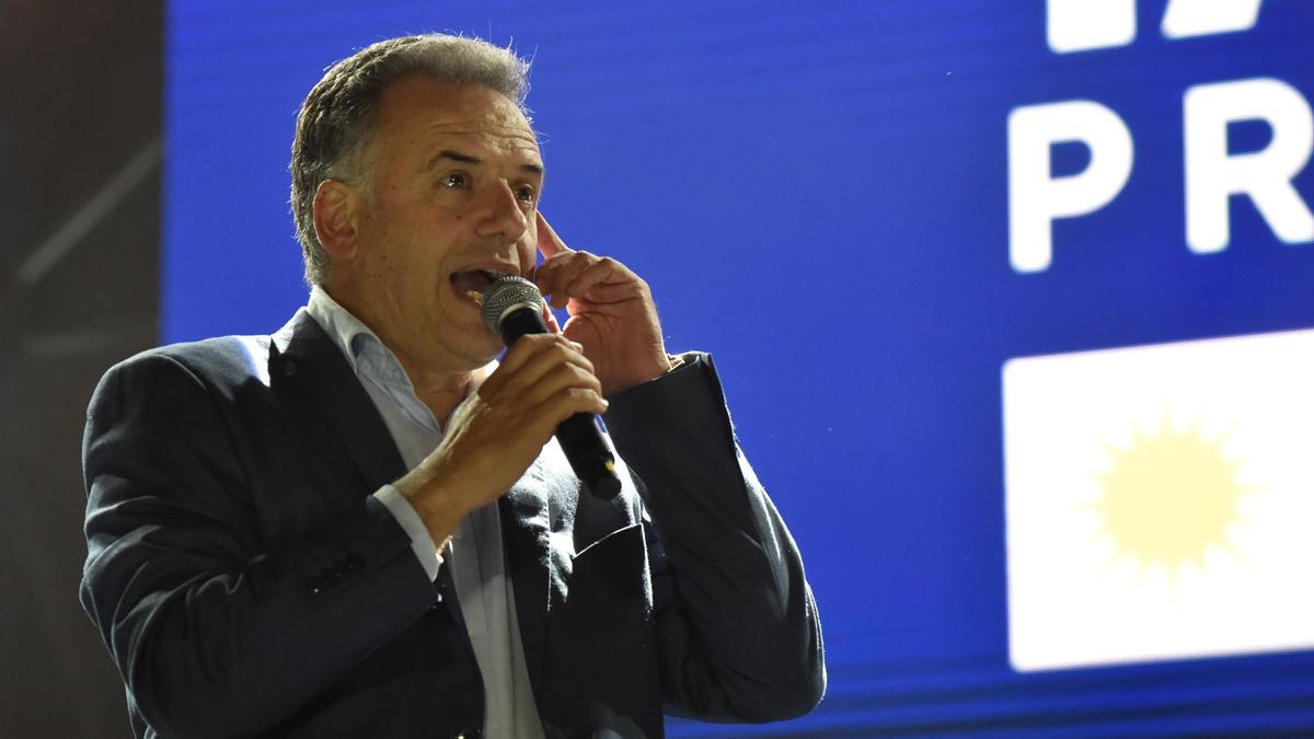 Con la bandera de la "esperanza" el Frente Amplio uruguayo cierra su campaña presidencial