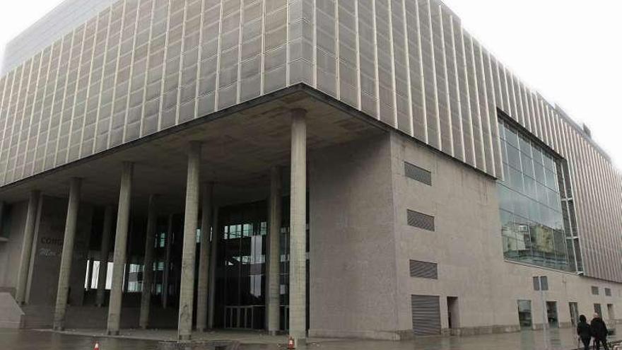 Vista parcial del exterior del Auditorio Mar de Vigo.